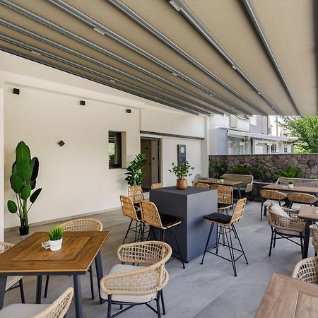 Costa De Luxe Suites Лептокария Екстериор снимка