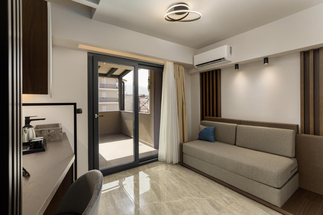 Costa De Luxe Suites Лептокария Екстериор снимка