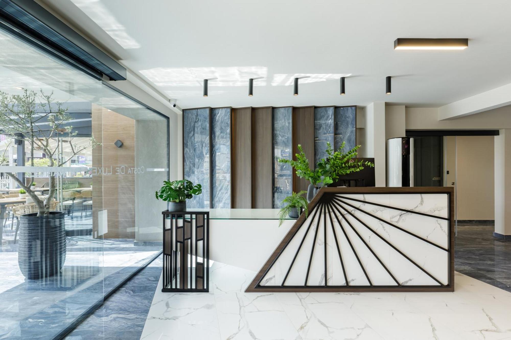 Costa De Luxe Suites Лептокария Екстериор снимка